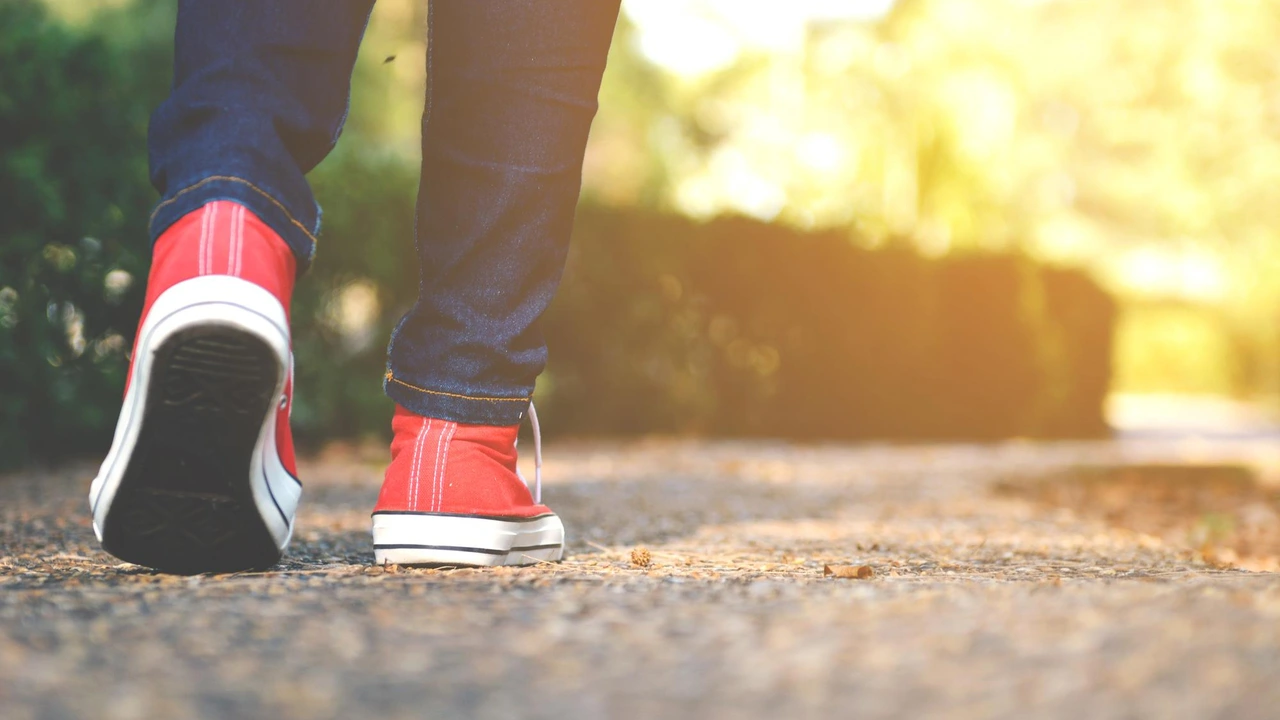 Quali sono i benefici sul metabilismo di camminare dopo mangiato