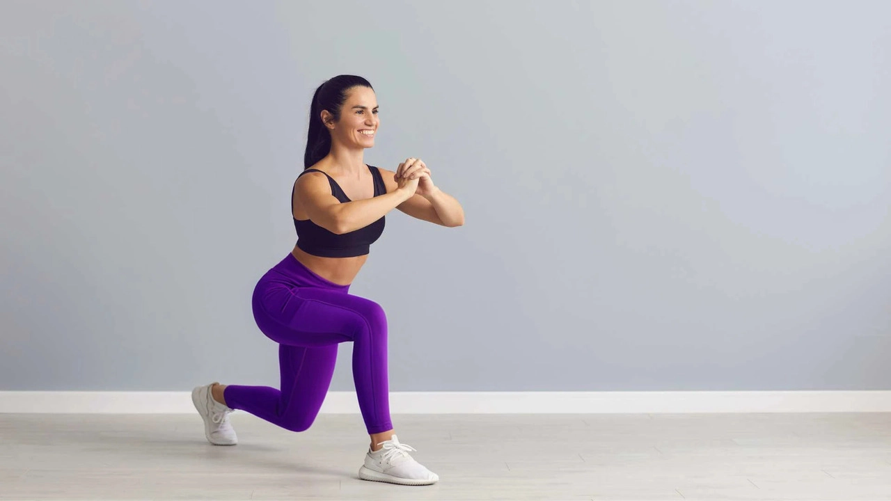 Quanti affondi fare al giorno e benefici su glutei e gambe